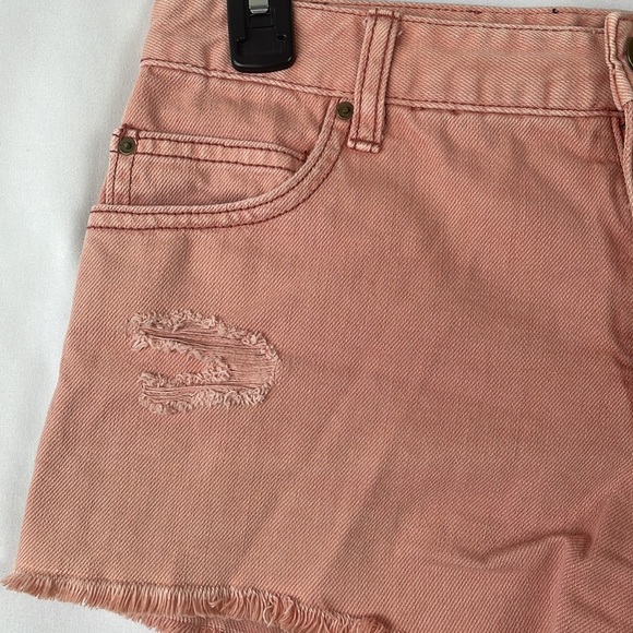 Billabong Drift Away Distressed Denim Hi Rise Shorts w/Frayed Raw Hem - Size 29 - Picture 3 of 13